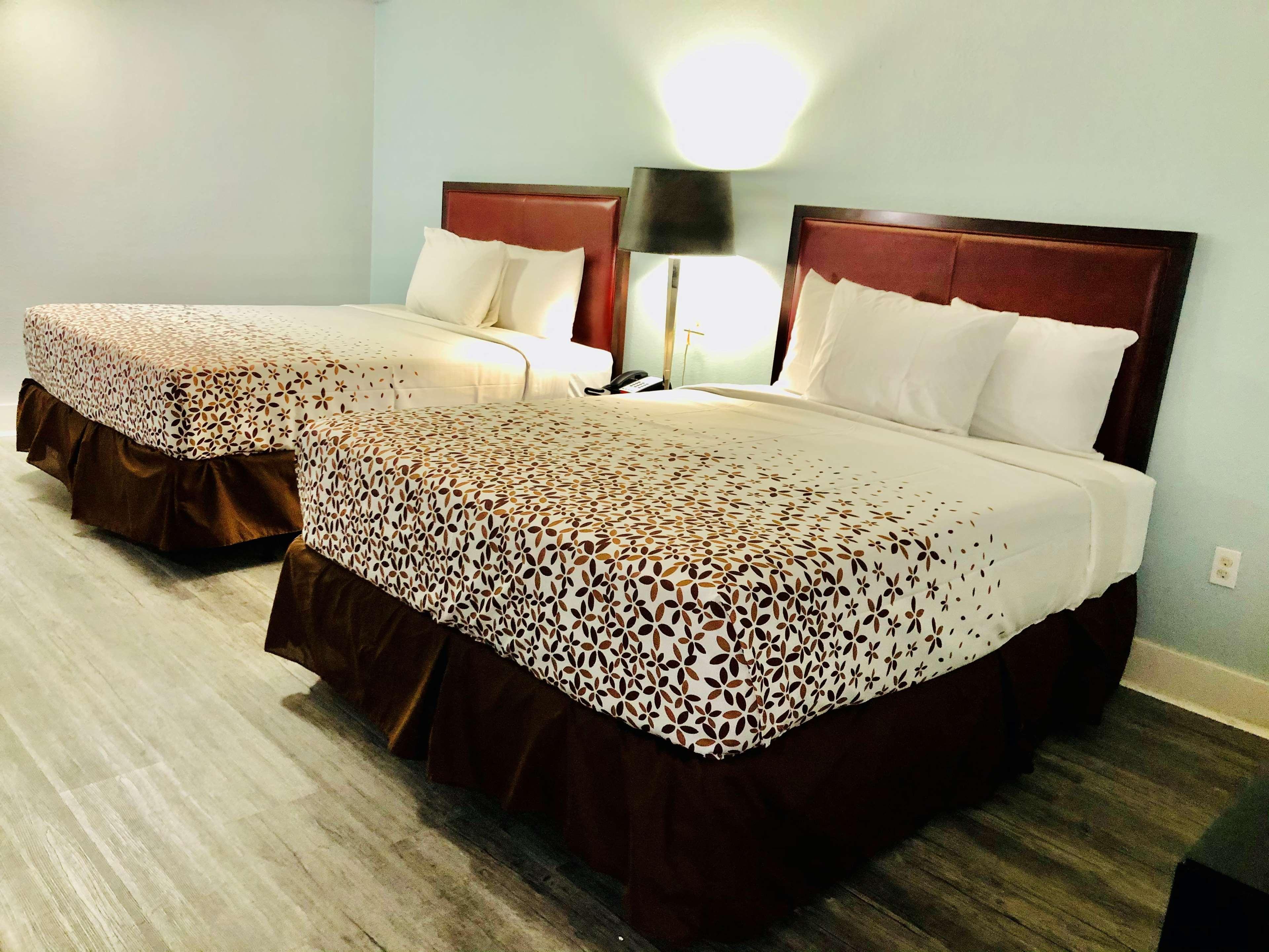 Montgomery Inn & Suites Dış mekan fotoğraf